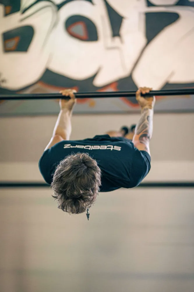 Calisthenics-Disziplin Freestyle